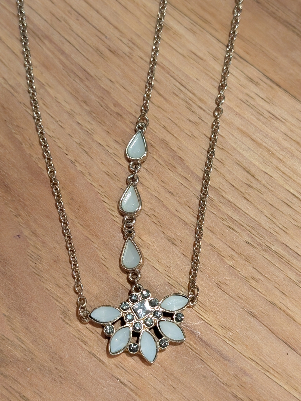 Gold-tone Head Piece with White Teardrop Accents